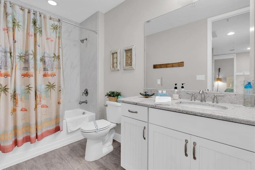 383 Aruba Circle, Unit 102, Bradenton, FL 34209 Photo