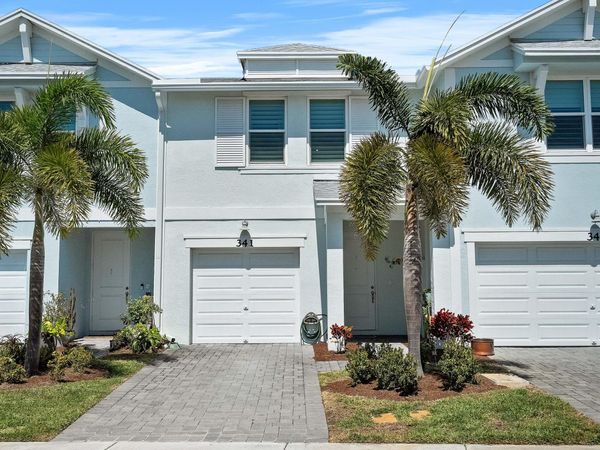 341 SE Halifax Lane, Stuart, FL 34994