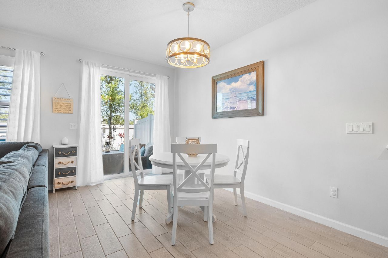 341 SE Halifax Lane, Stuart, FL 34994 Photo