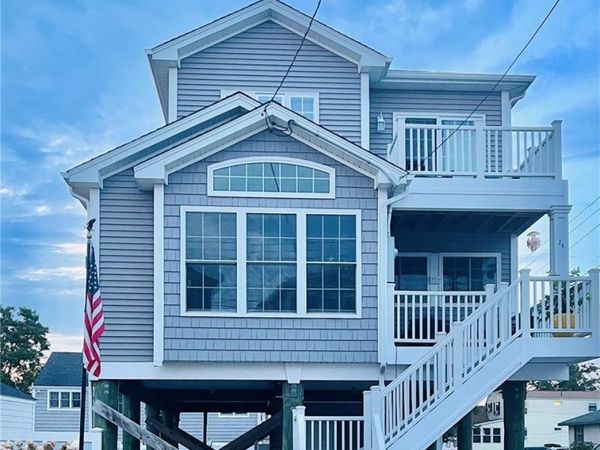 28 Beach West, Old Saybrook, CT 06475
