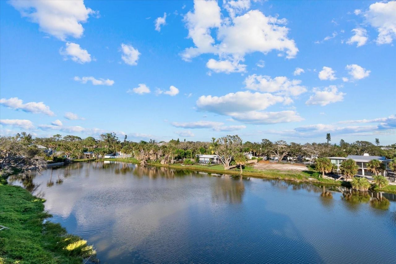 6924 Bochi Circle, Sarasota, FL 34242 Photo