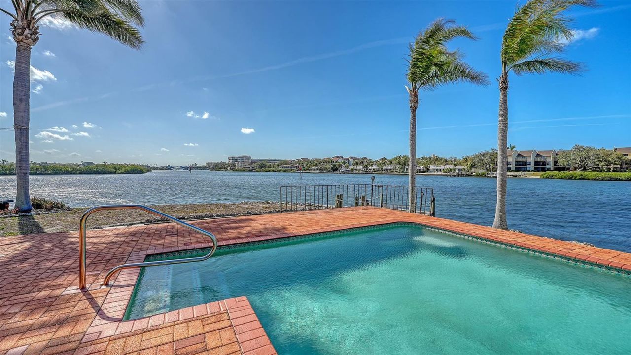 1444 Ridgewood Lane, Sarasota, FL 34231 Photo
