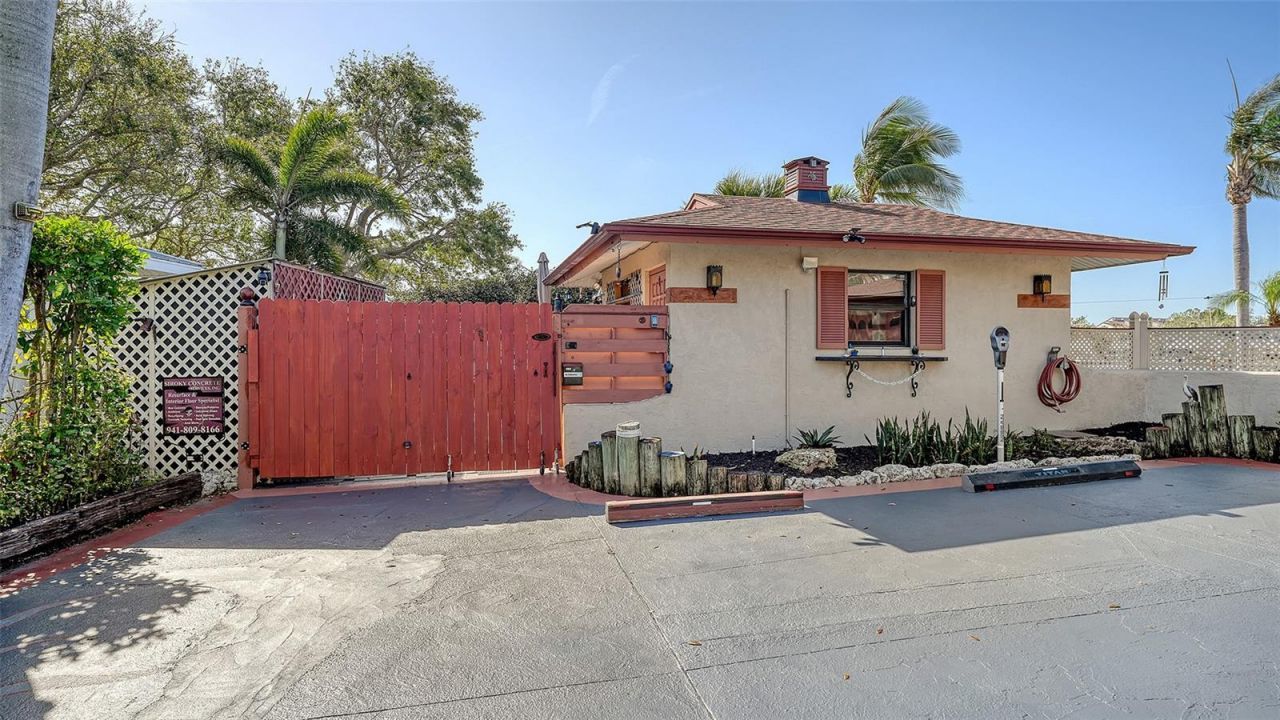 1444 Ridgewood Lane, Sarasota, FL 34231 Photo