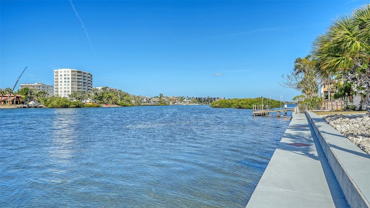 1444 Ridgewood Lane, Sarasota, FL 34231 Photo