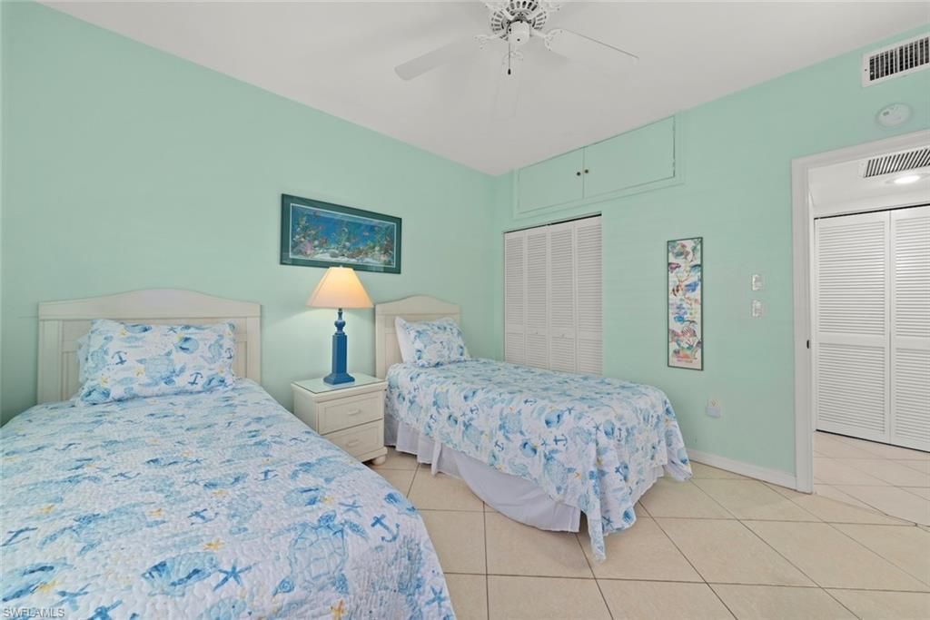255 Periwinkle Way, Unit 5B, Sanibel, FL 33957 Photo