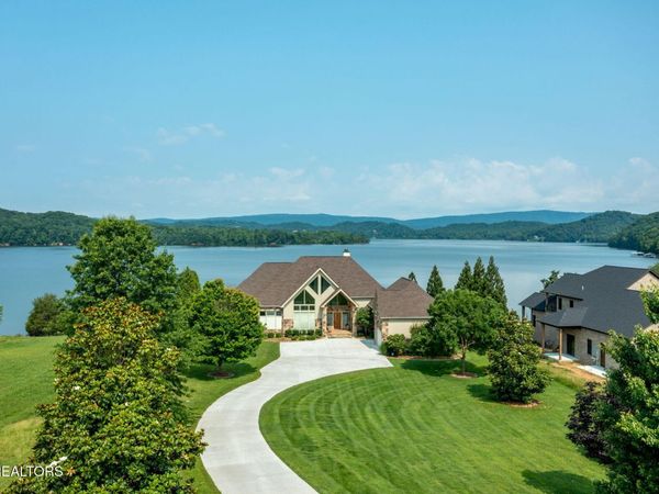 340 W Mountain Drive, Rockwood, TN 37854