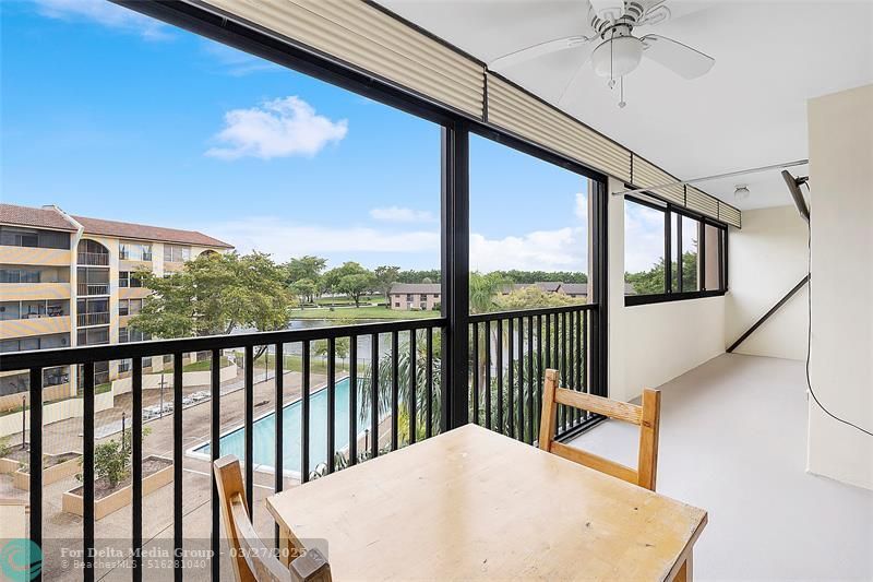 3955 N Nob Hill Rd, Unit 404, Sunrise, FL 33351 Photo