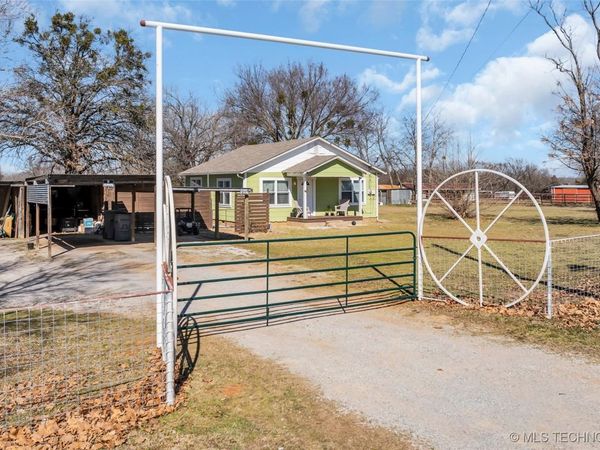 1025 Springdale Road, Ardmore, OK 73401