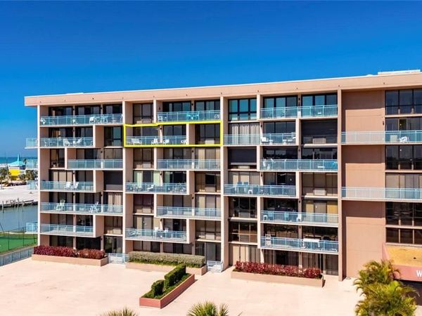 1 KEY CAPRI, Unit 604W, TREASURE ISLAND, FL 33706