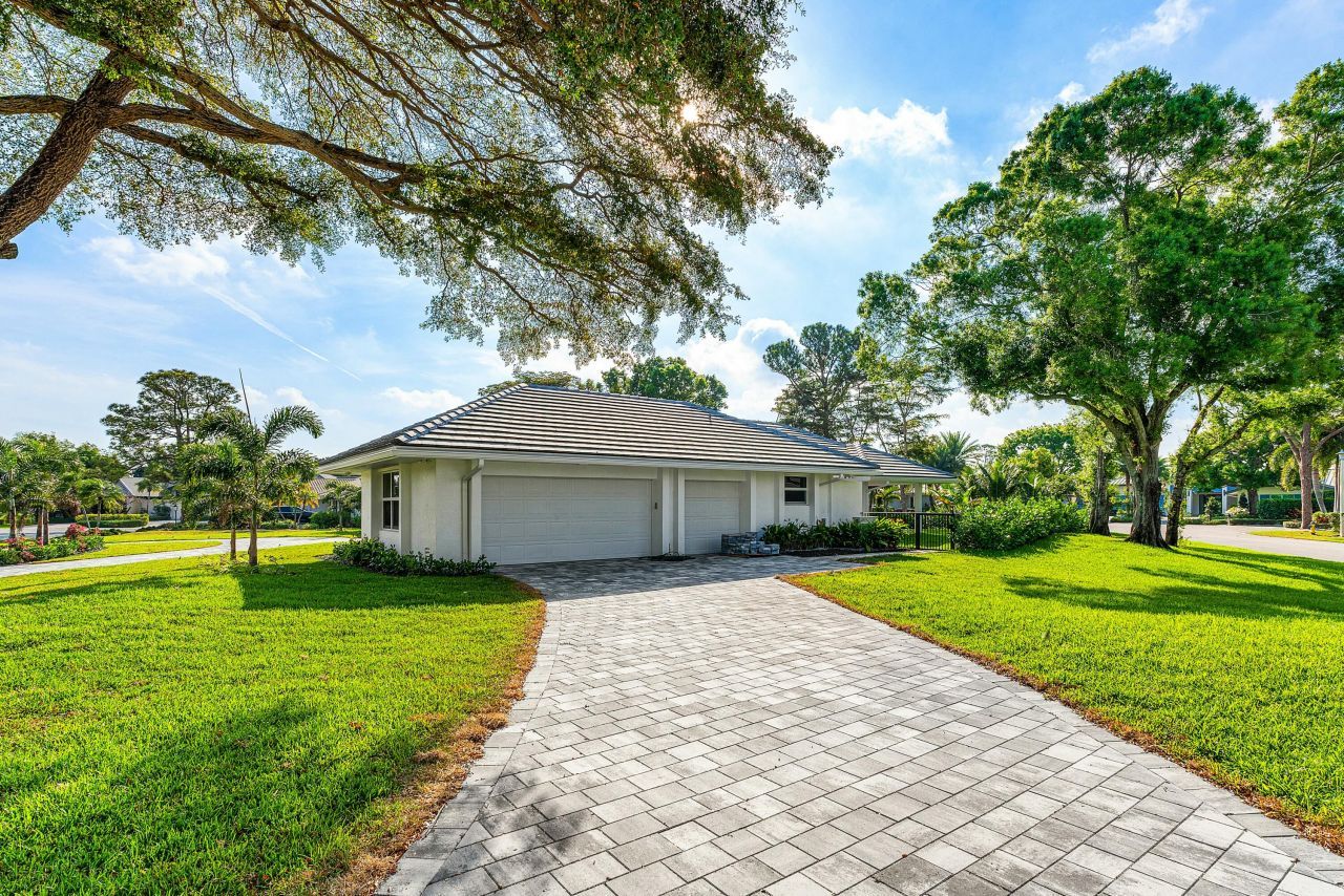 4580 Oak Tree Court, Delray Beach, FL 33445 Photo