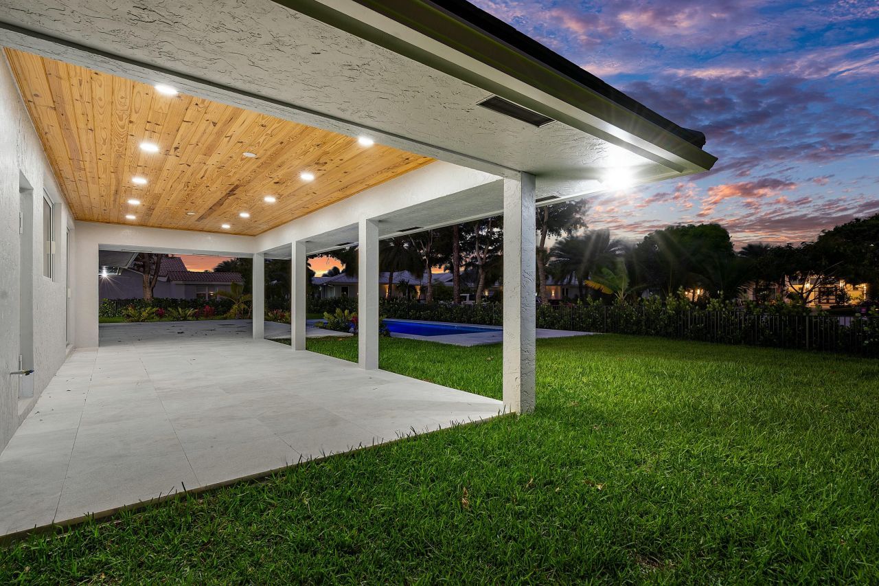 4580 Oak Tree Court, Delray Beach, FL 33445 Photo