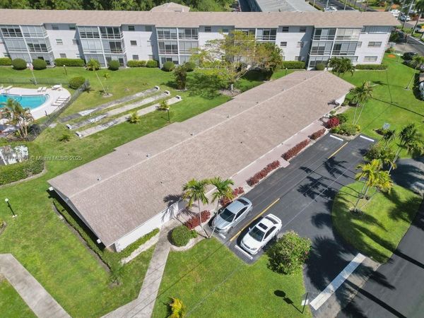 700 Layne Blvd, Unit 123, Hallandale Beach, FL 33009