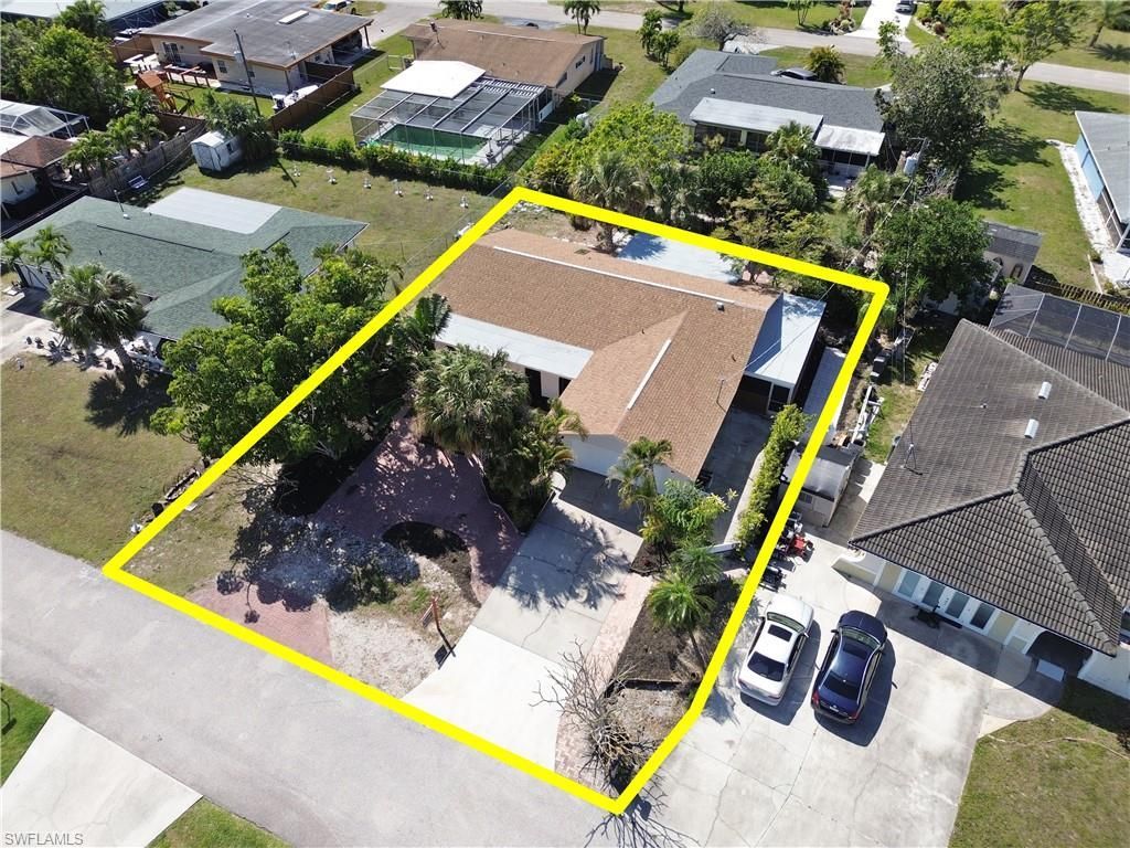 8925 Dorchester St, Fort Myers, FL 33907 Photo