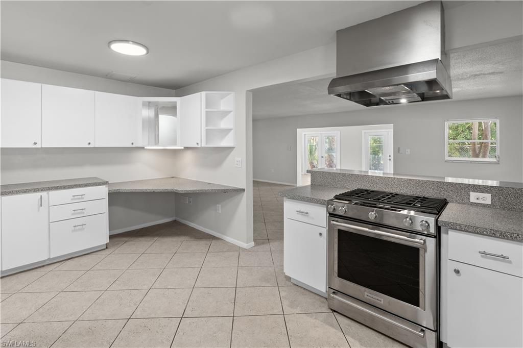 8925 Dorchester St, Fort Myers, FL 33907 Photo