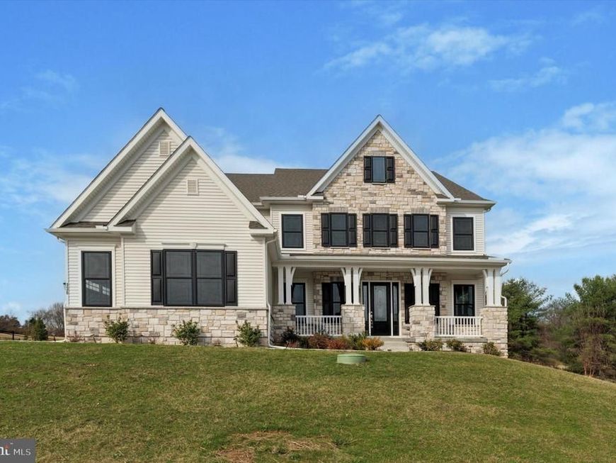 136 Janine Way, West Grove, PA 19390 Main Photo