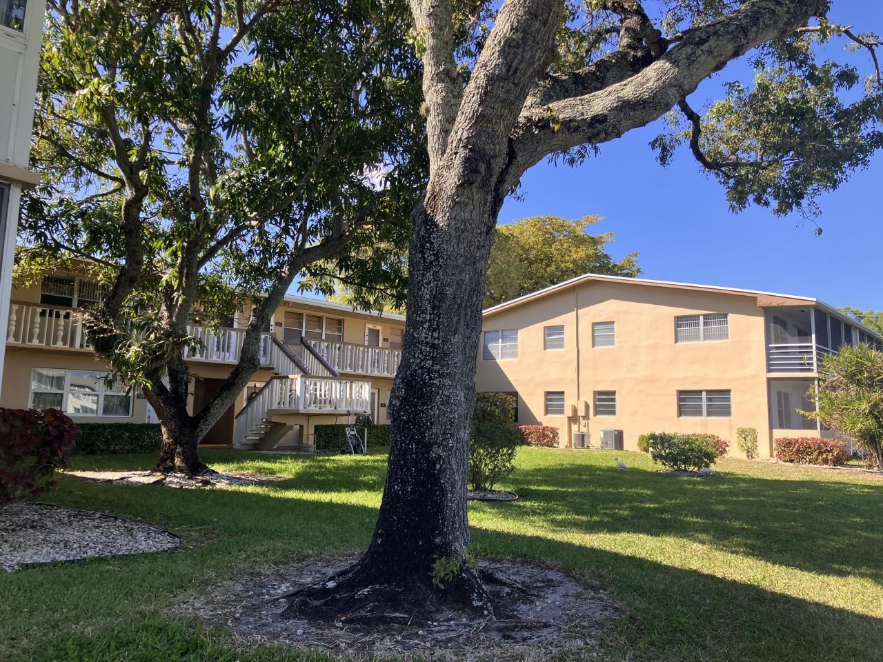 251 Dorchester K, West Palm Beach, FL 33417 Photo