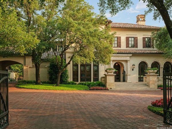 200 GENESEO RD, Terrell Hills, TX 78209