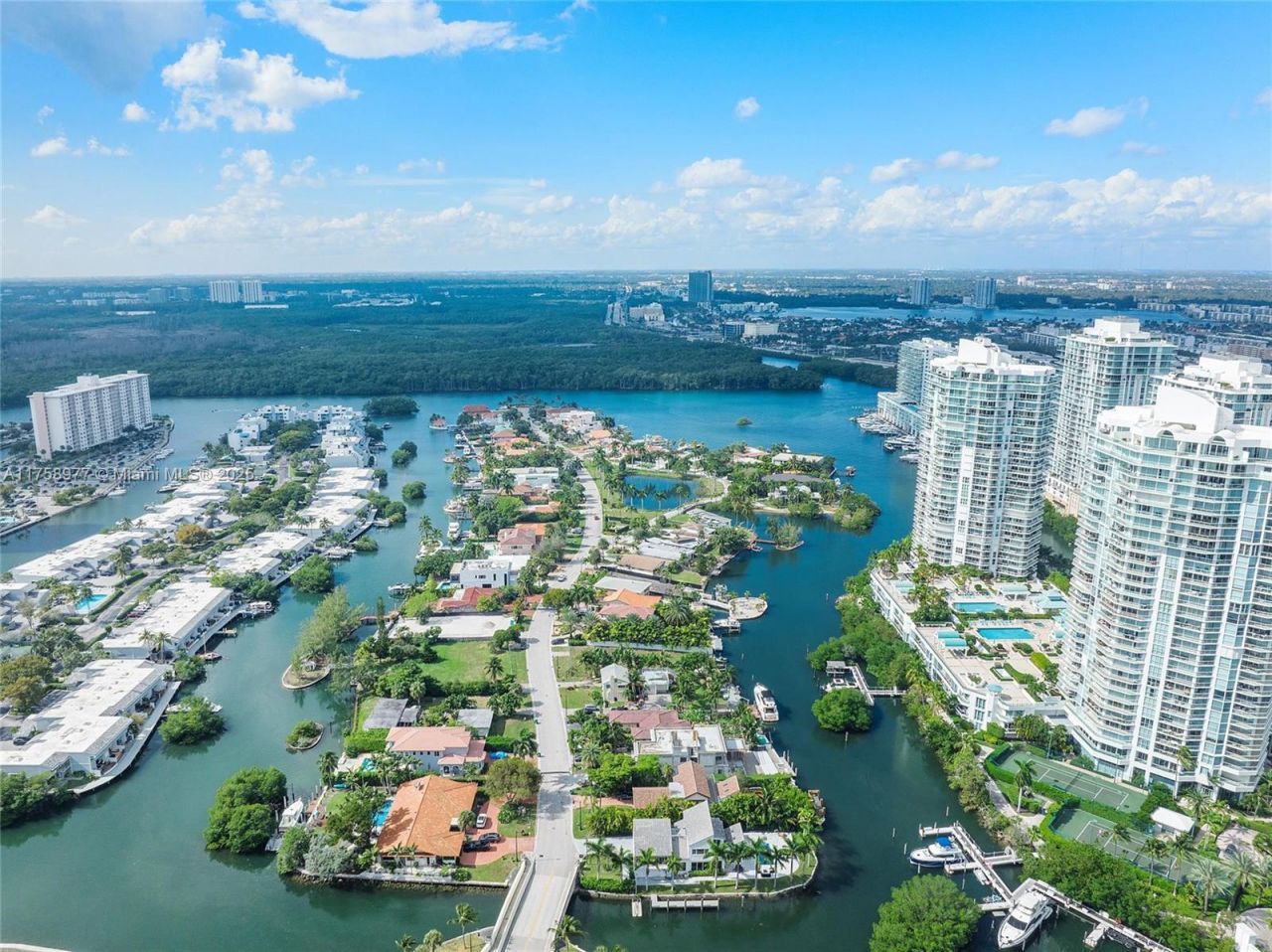 201 Atlantic Ave, Sunny Isles Beach, FL 33160 Photo