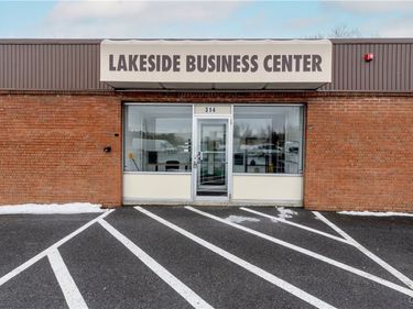 314 Lakeside Road, Syracuse, NY 13209