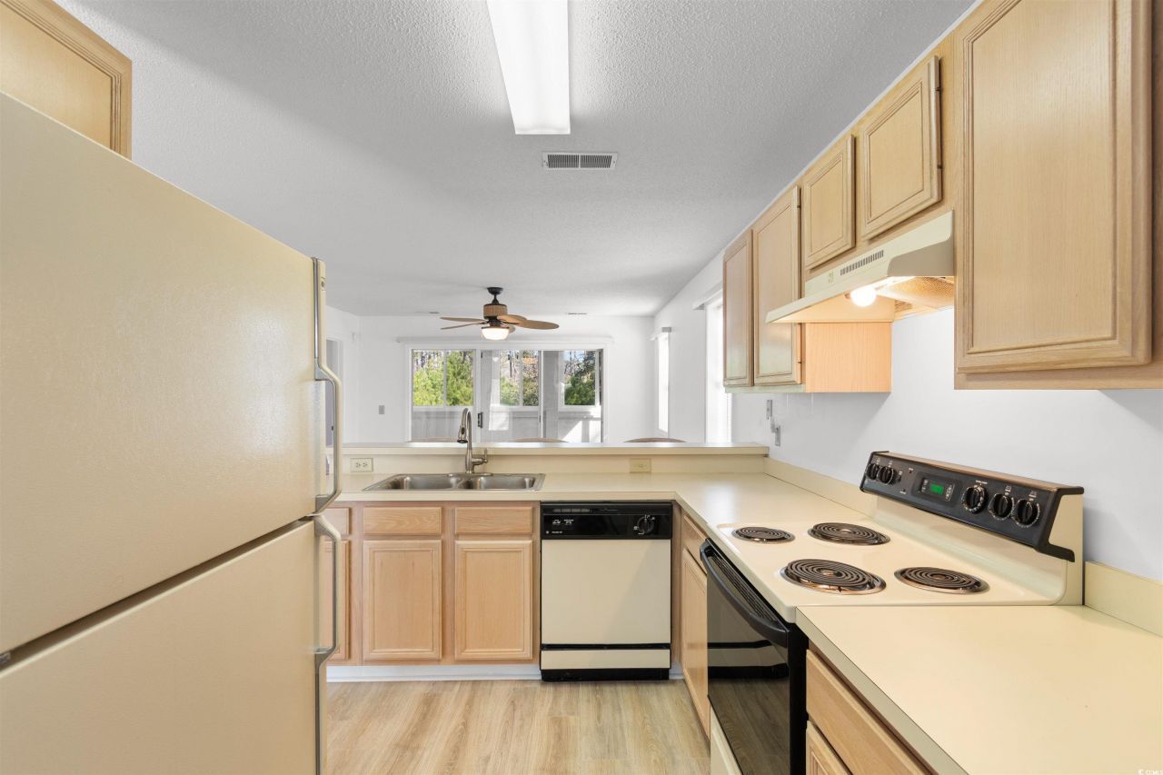 1440 Blue Tree Ct. Photo 12