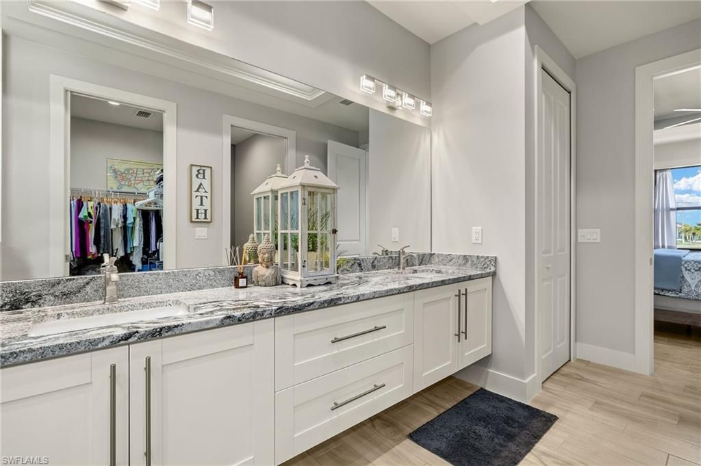 1219 NW 40th Pl, Cape Coral, FL 33993 Photo