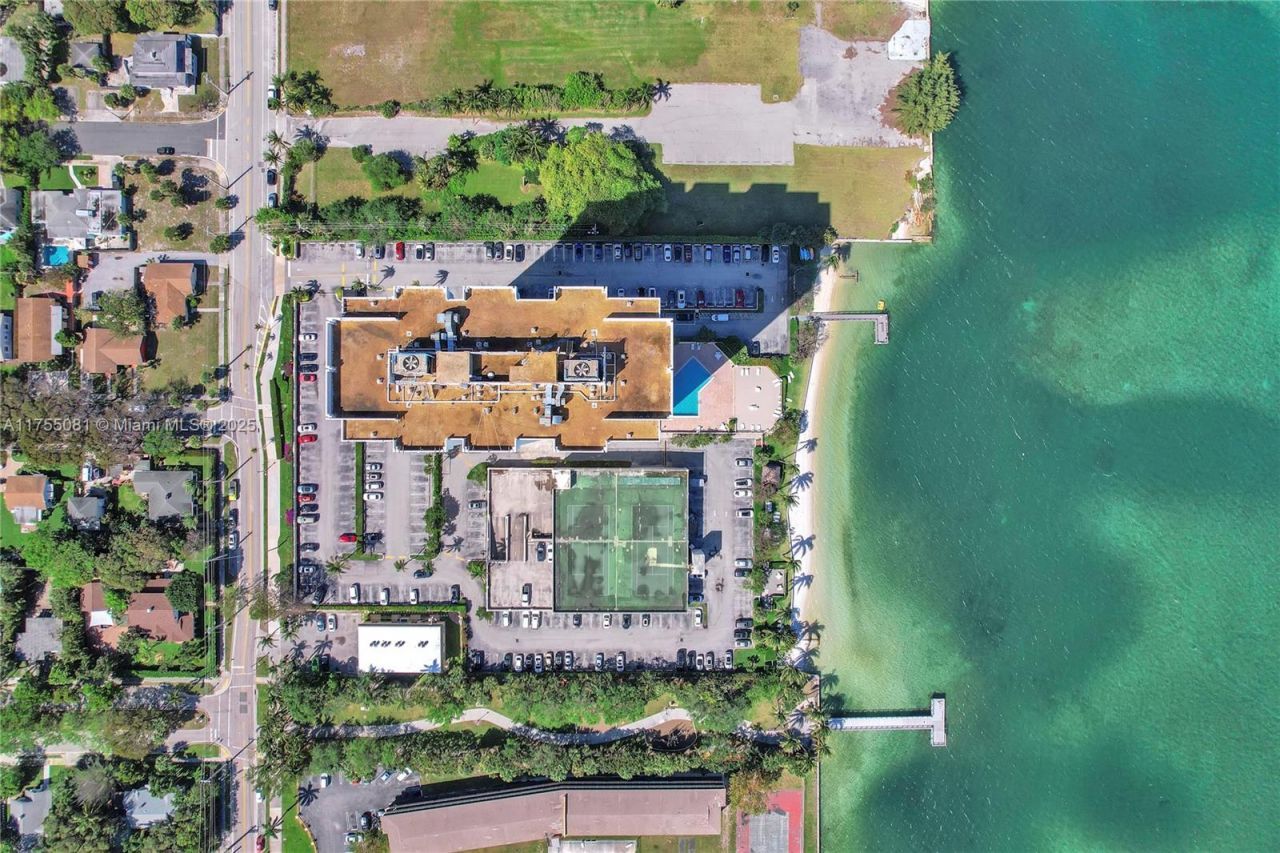 5600 N Flagler Dr, Unit 304, West Palm Beach, FL 33407 Photo