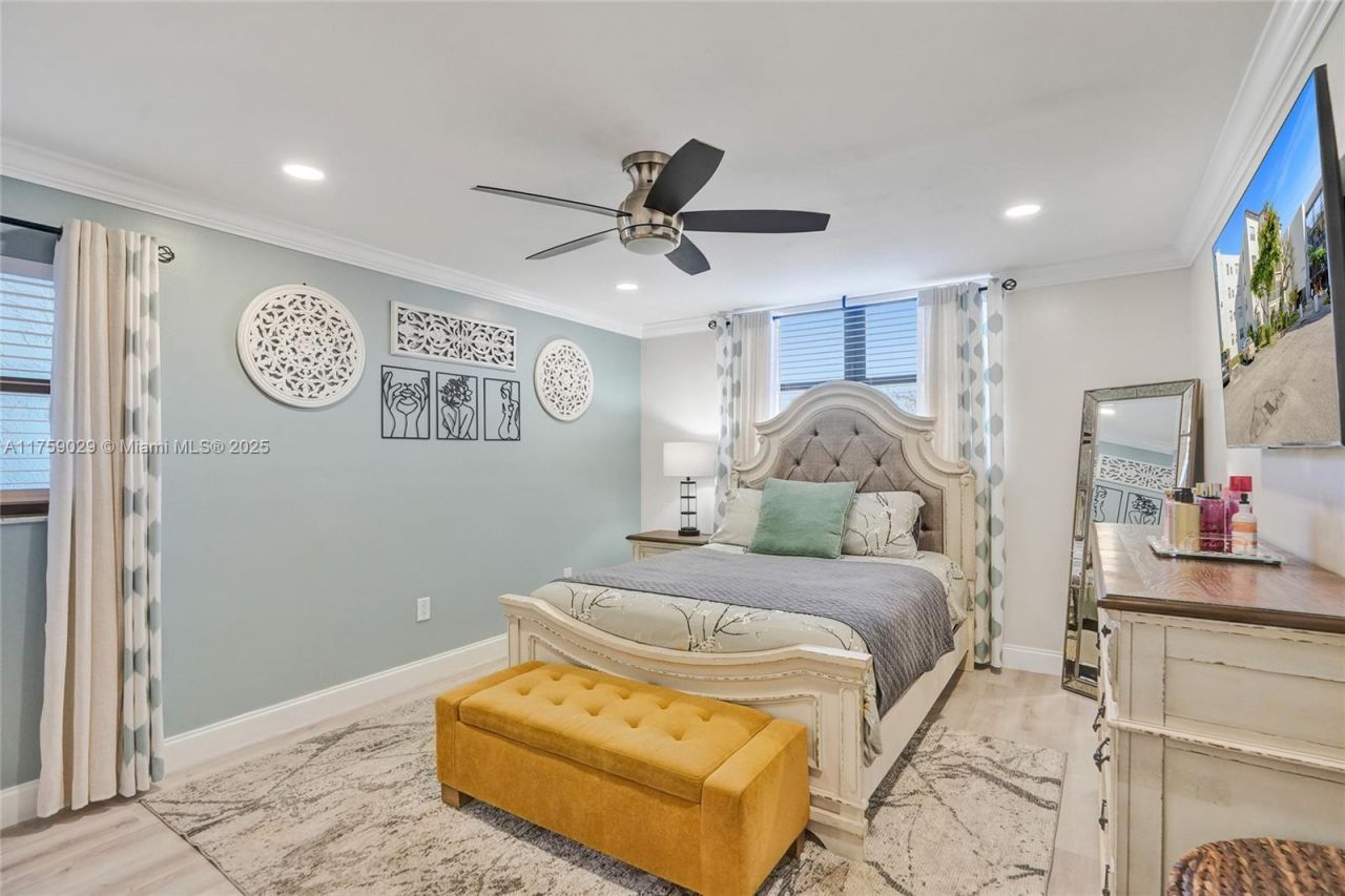 2800 Somerset Dr, Unit 112J, Lauderdale Lakes, FL 33311 Photo