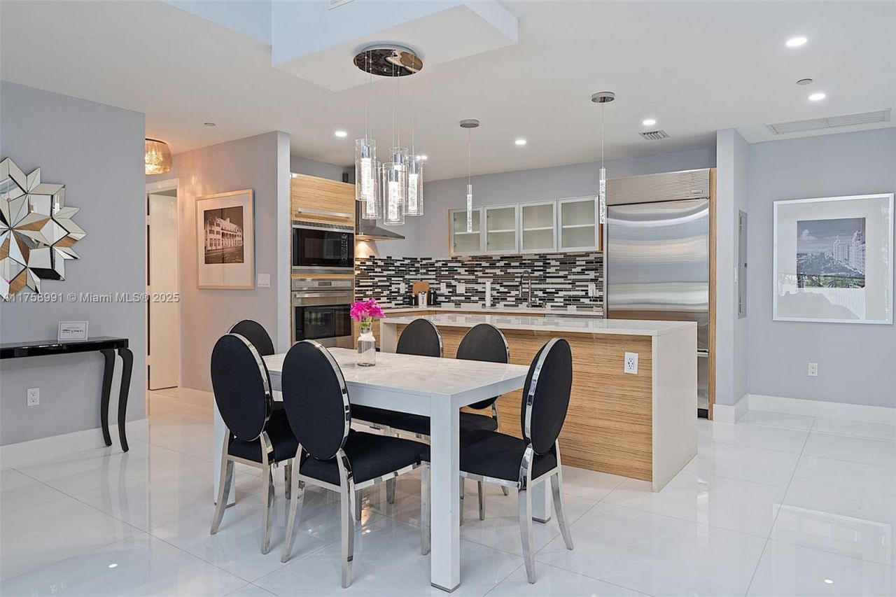 2020 N Bayshore Dr, Unit TH 104, Miami, FL 33137 Photo