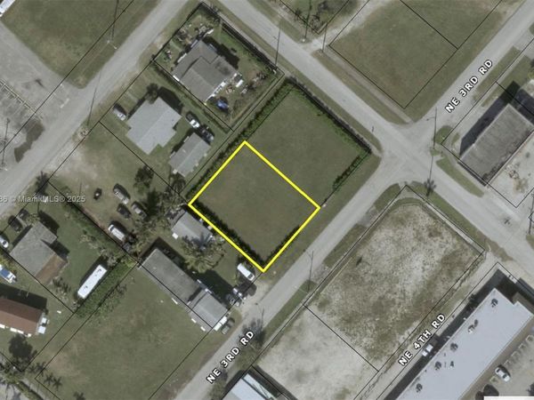 42 NE 3rd Rd, Homestead, FL 33030
