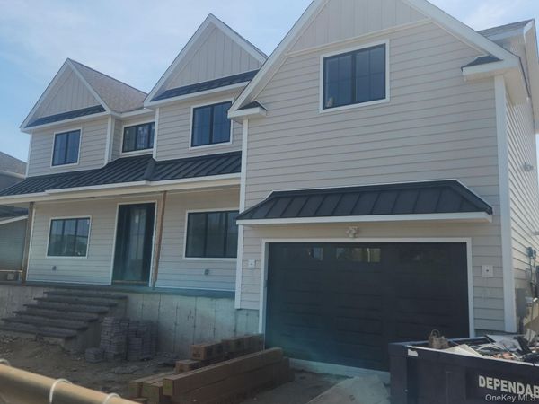 39 Leewater Avenue, Massapequa, NY 11758
