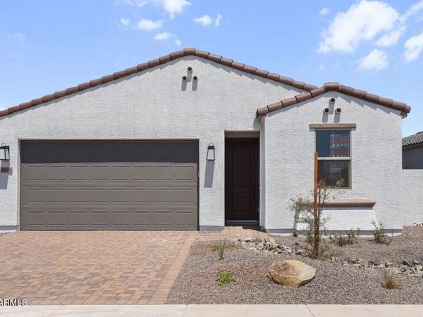 18126 W HIDDENVIEW Drive, Goodyear, AZ 85338