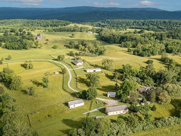 1600 BRIGGS ROAD, BERRYVILLE, VA 22611