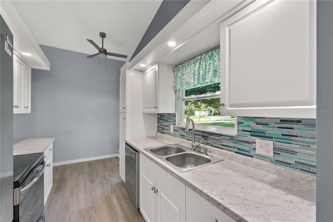 731 Pine Shores Circle, New Smyrna Beach, FL 32168 Photo