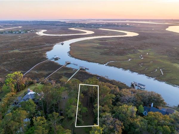 376 Major Wright Road, St. Simons Island, GA 31522