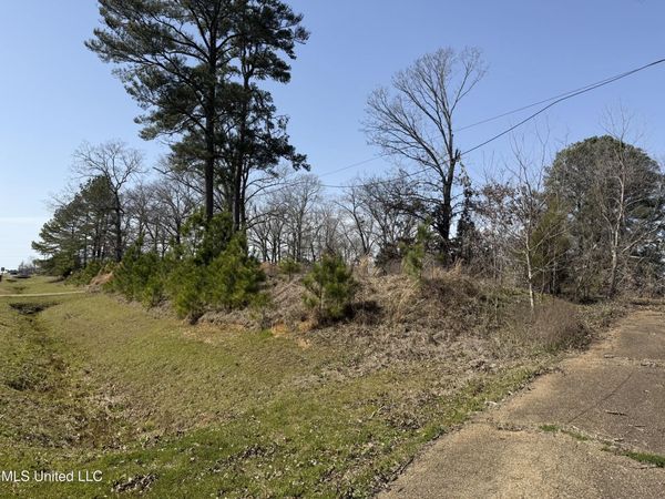 5220 E Highway 80, Pearl, MS 39208