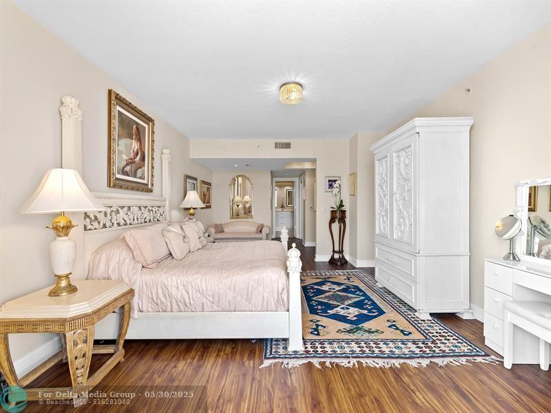 715 Bayshore Drive, Unit 904, Fort Lauderdale, FL 33304 Photo