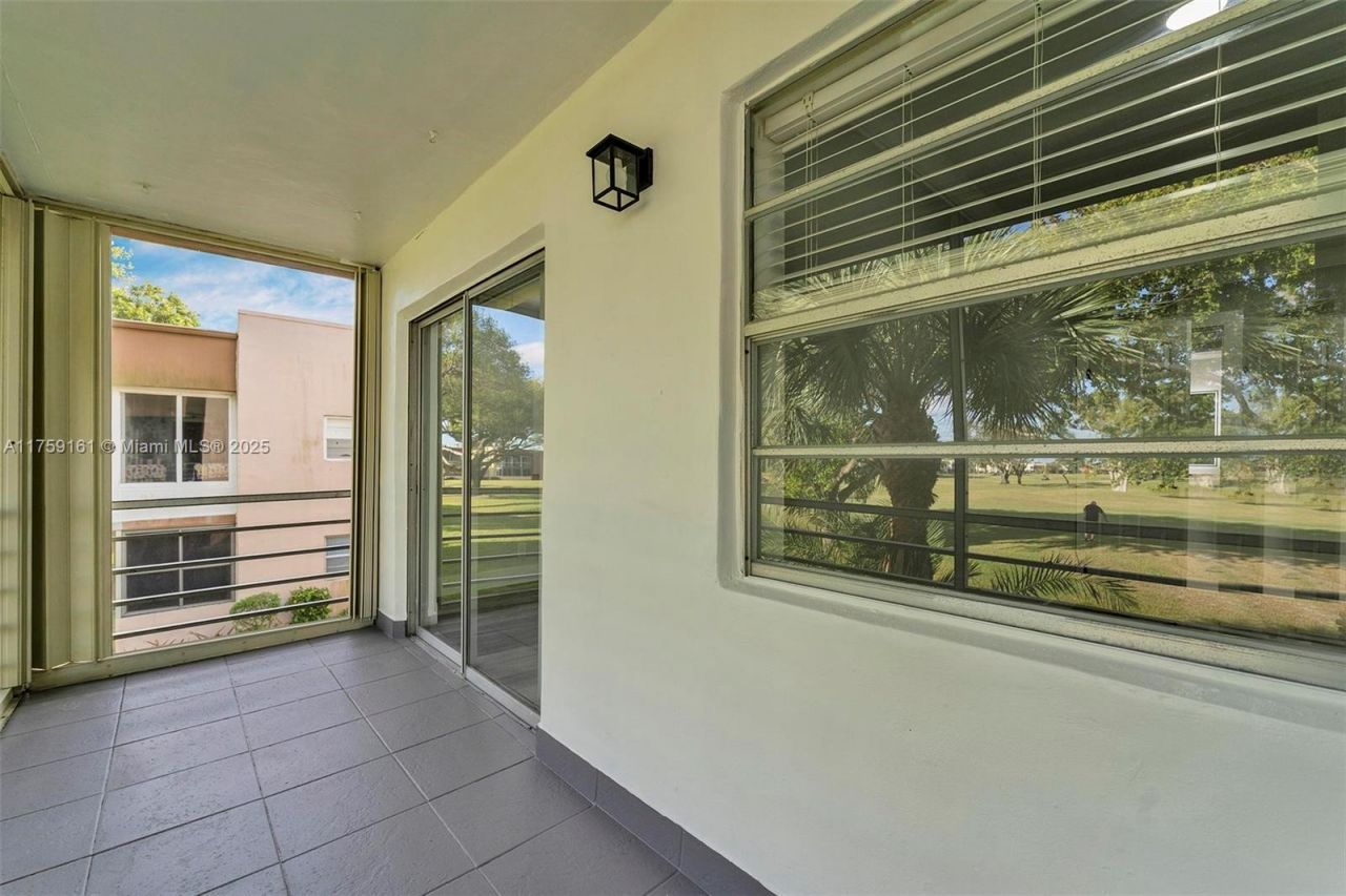 38 Flanders A, Unit 38, Delray Beach, FL 33484 Photo