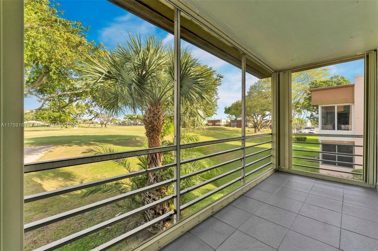 38 Flanders A, Unit 38, Delray Beach, FL 33484 Photo