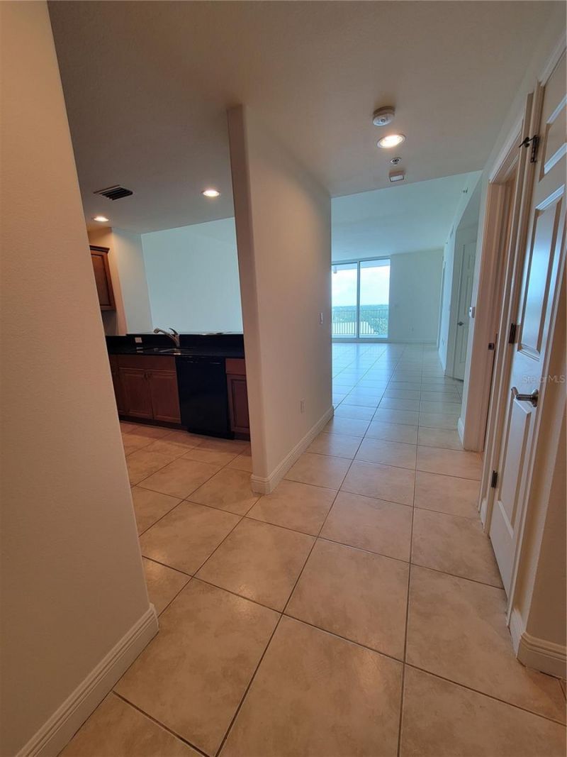 1771 Ringling Boulevard, Unit 902, Sarasota, FL 34236 Photo