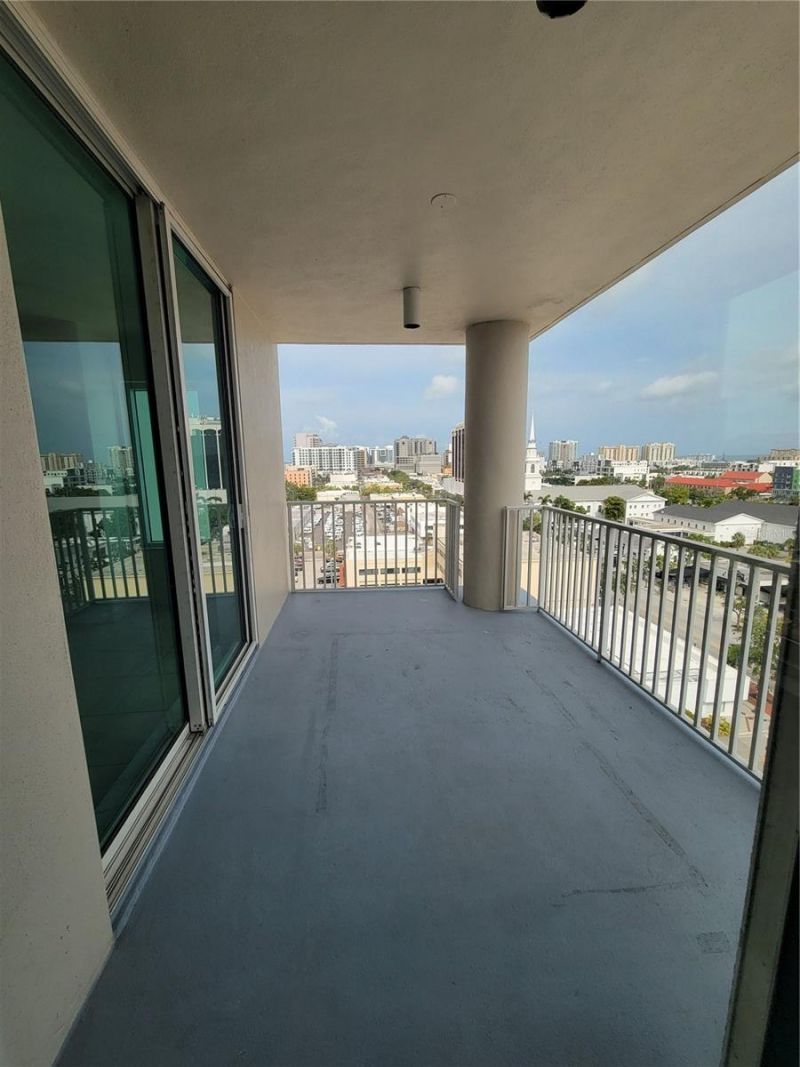 1771 Ringling Boulevard, Unit 902, Sarasota, FL 34236 Photo