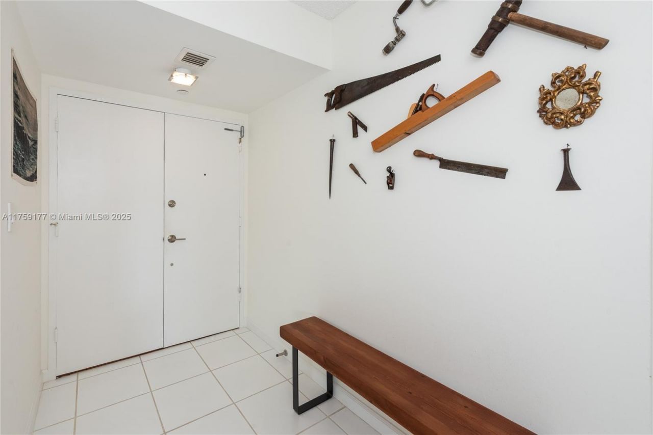 155 Ocean Lane Dr, Unit 1113, Key Biscayne, FL 33149 Photo