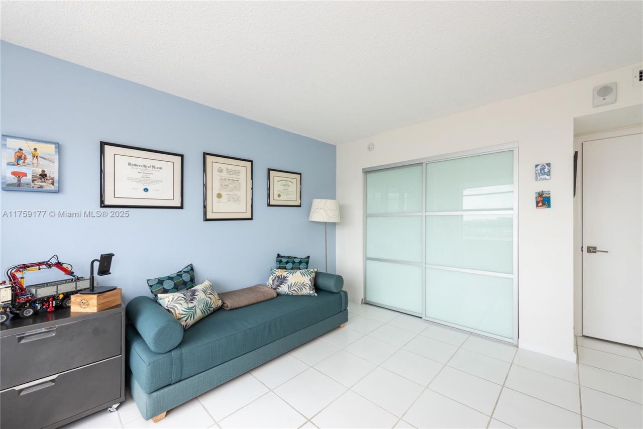 155 Ocean Lane Dr, Unit 1113, Key Biscayne, FL 33149 Photo