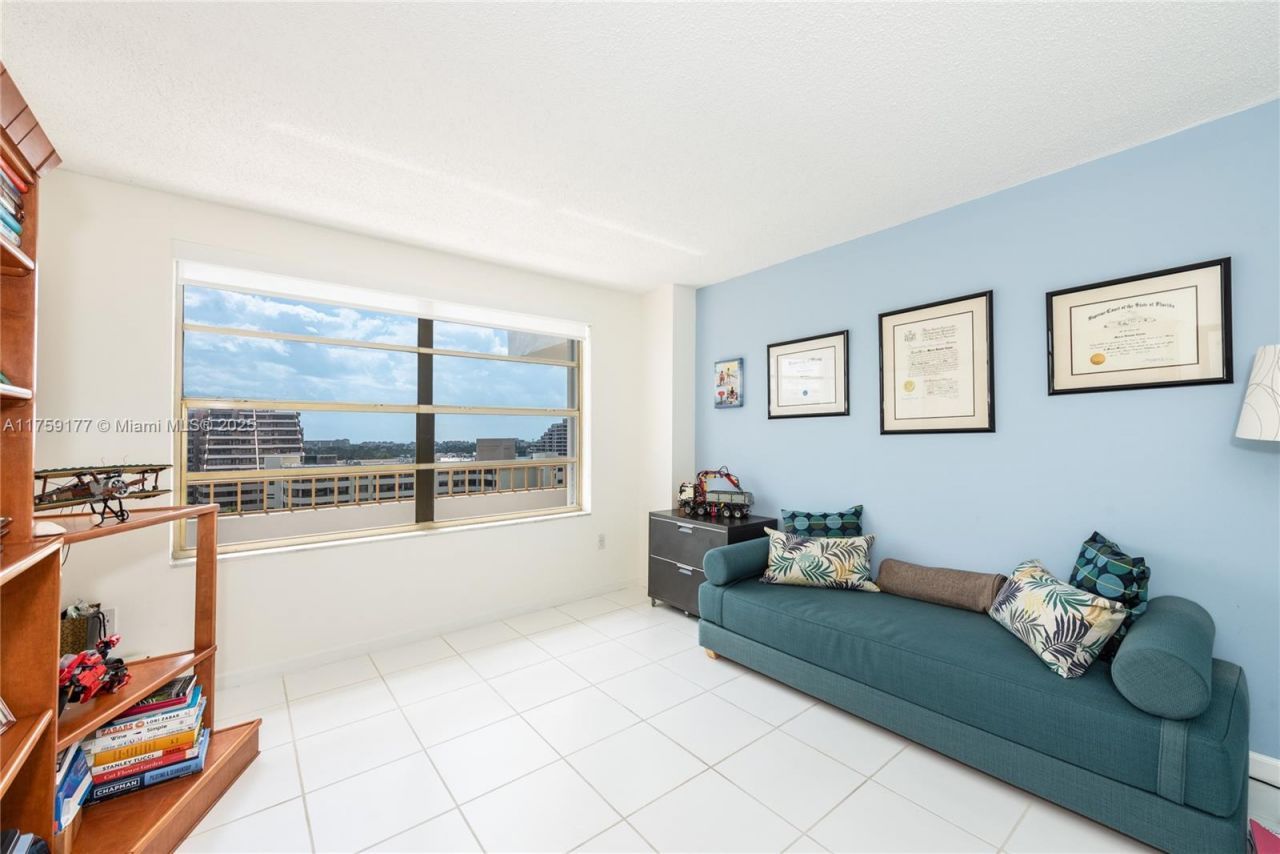 155 Ocean Lane Dr, Unit 1113, Key Biscayne, FL 33149 Photo