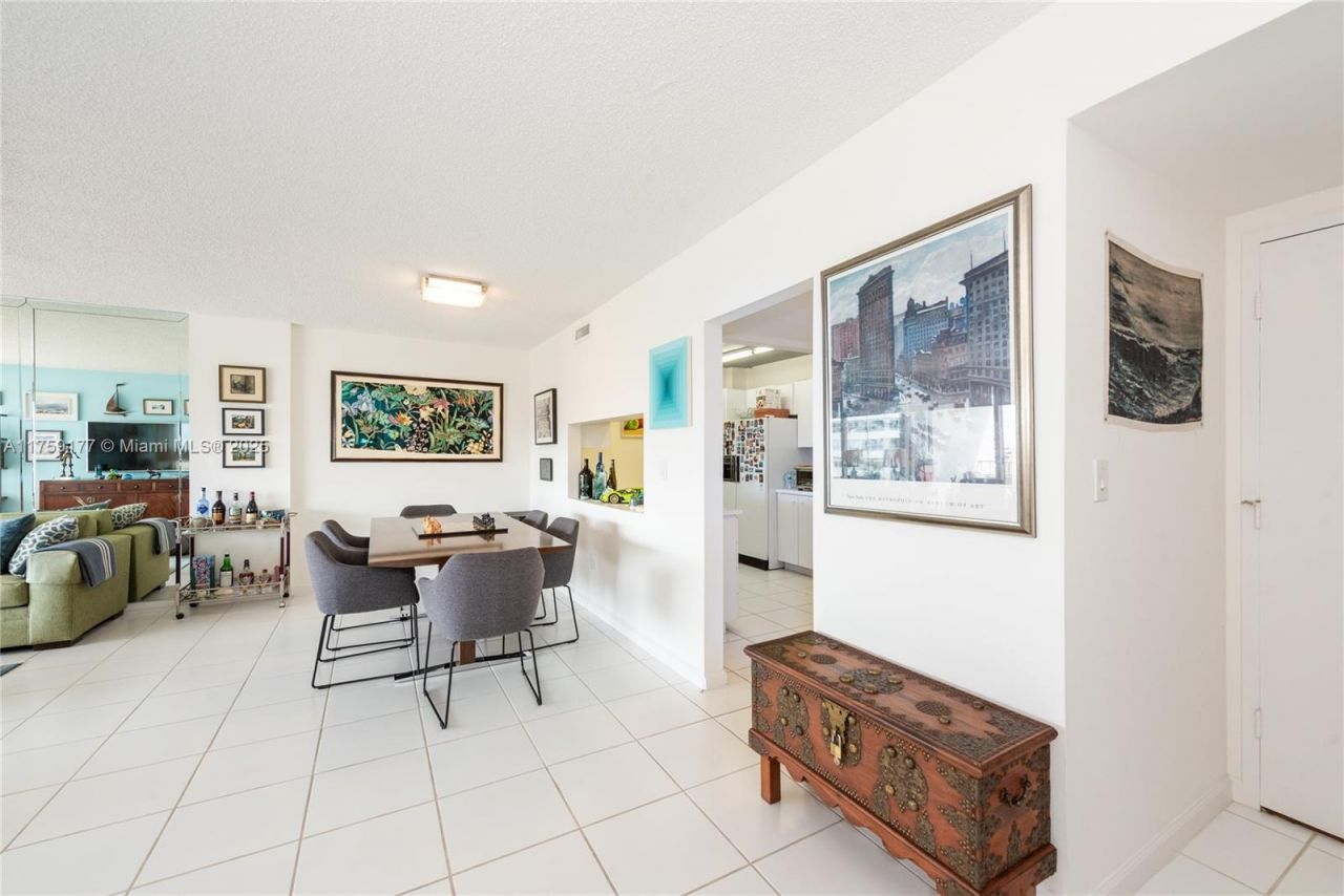 155 Ocean Lane Dr, Unit 1113, Key Biscayne, FL 33149 Photo