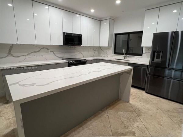 9008 SW 62nd Ter, Unit 7-A, Miami, FL 33173