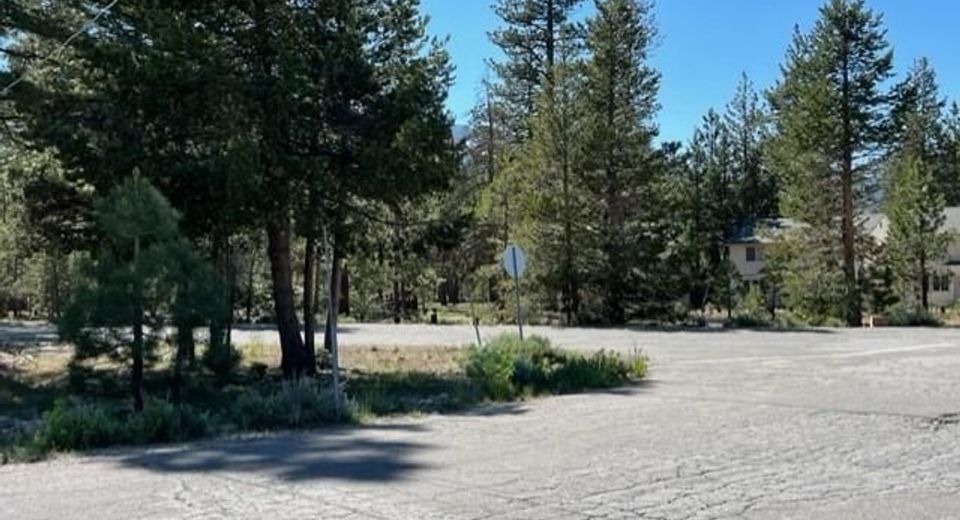 2255 Blitzen Road, South Lake Tahoe, CA 96150 Photo