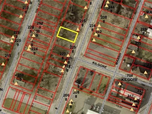 N 8th Street, Steubenville, OH 43952