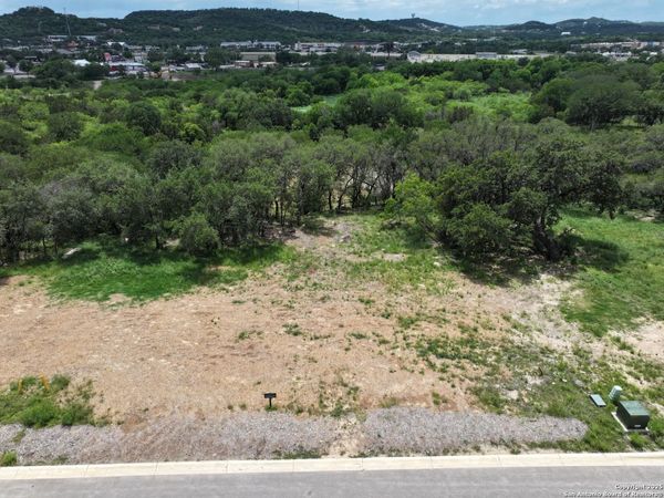 24635 Cliff Line, San Antonio, TX 78257