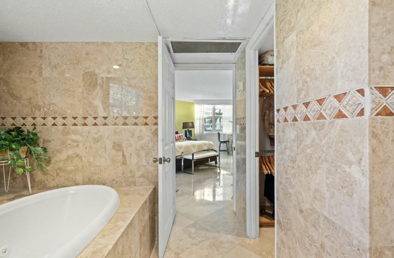 2851 S Ocean Boulevard, Unit 2a, Boca Raton, FL 33432 Photo