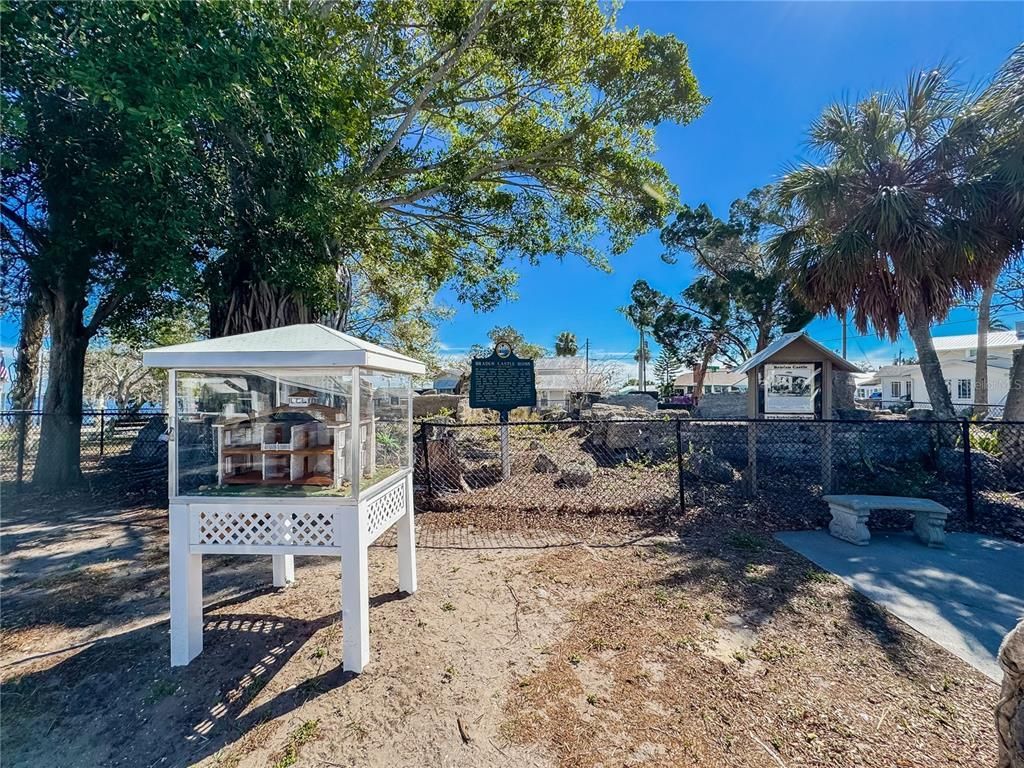 4 Braden Castle Drive, Bradenton, FL 34208 Photo